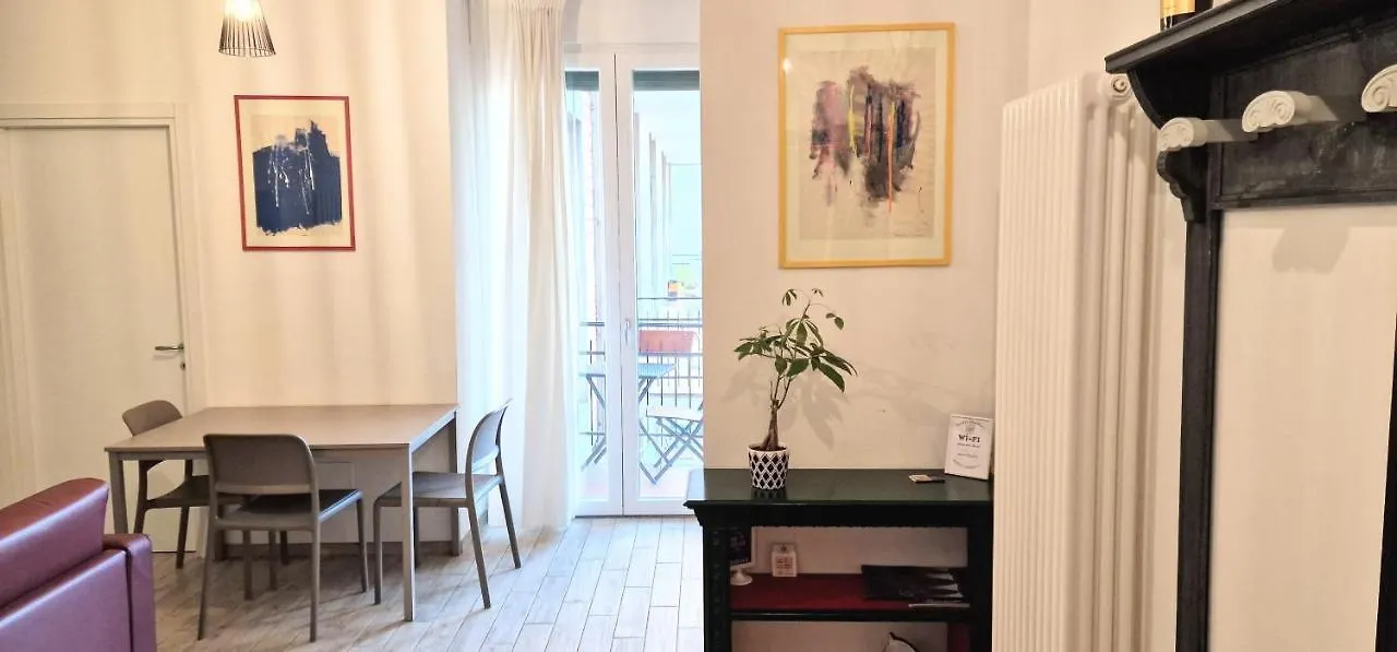 Central City Rooms M09 Apartment Bologna Italia