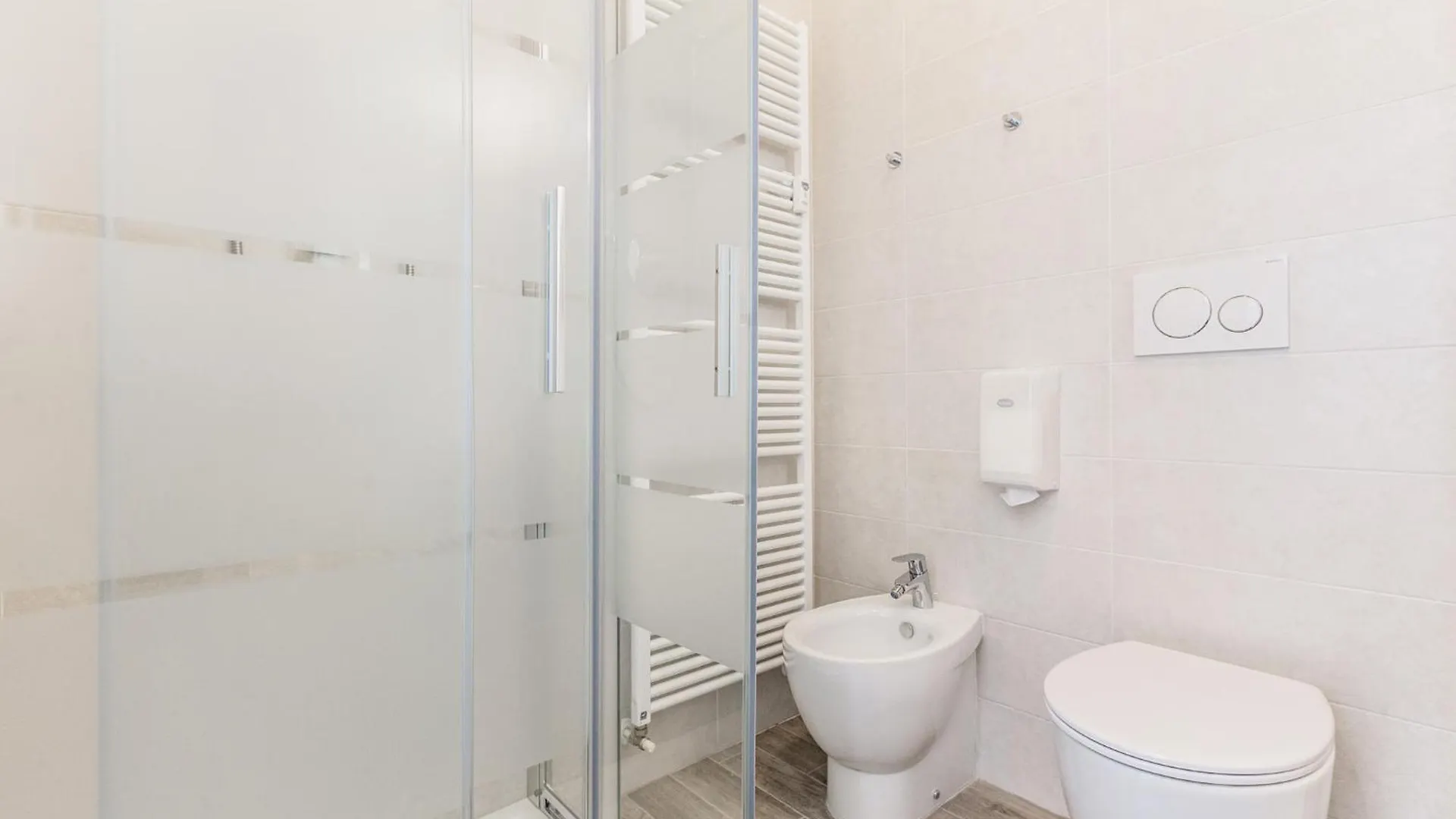 Central City Rooms M09 Apartment Bologna